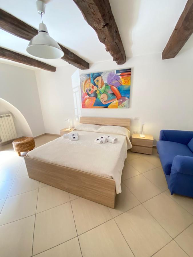 Ch Suite & Privateparking - Corso 18 Agosto - Apartment ポテンツァ エクステリア 写真